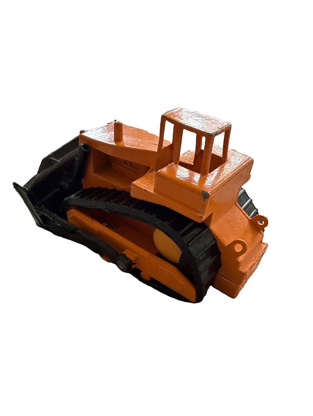 VINTAGE ORANGE BULLDOZER RARE DIECAST  RUBBER STILL INTACT !!!! - Picture 2 of 2